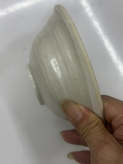 古玩陶瓷青白釉撇口碗真品鑒賞圖