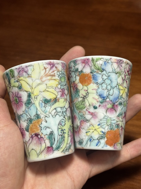 古玩陶瓷粉彩百花紋杯一對真品鑒賞圖