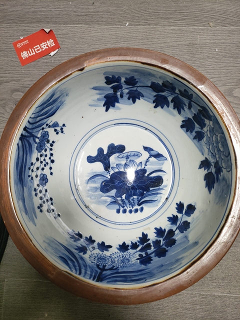 古玩陶瓷青花盆真品鑒賞圖
