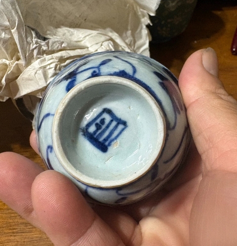 古玩陶瓷如意靈芝紋青花杯真品鑒賞圖