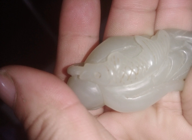 古玩玉器和田玉人物把件真品鑒賞圖
