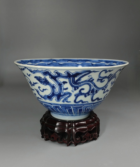 古玩陶瓷青花夔龍紋碗真品鑒賞圖