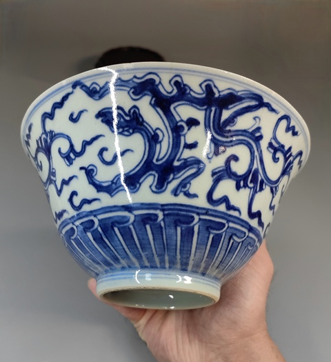 古玩陶瓷青花夔龍紋碗真品鑒賞圖