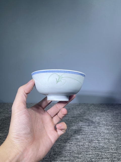 古玩陶瓷民國.釉下彩花卉紋茶碗拍賣，當前價格0元
