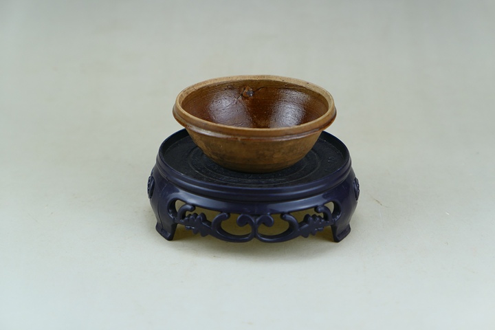 古玩陶瓷明代.吉州窯系紫金釉茶盞拍賣,當(dāng)前價(jià)格33元