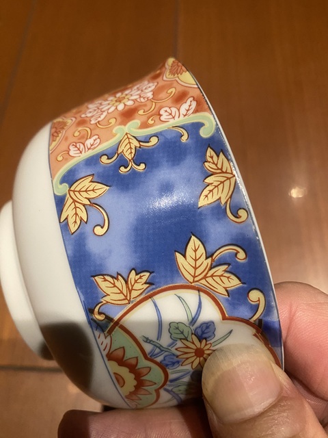 古玩陶瓷日本明治彩繪花卉紋蓋碗真品鑒賞圖