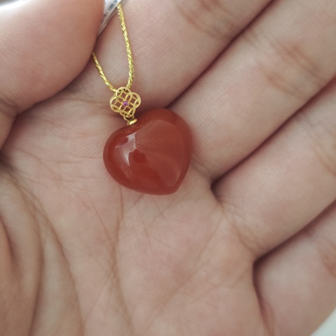 古玩玉器南紅瑪瑙雕“心形掛墜”真品鑒賞圖