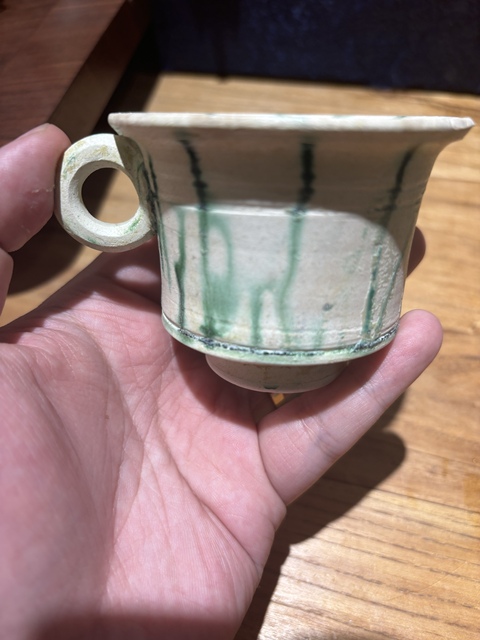 古玩陶瓷唐?三彩杯拍賣,當(dāng)前價(jià)格150000元