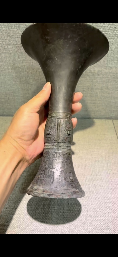 古玩銅器商·觚拍賣,當前價格150000元