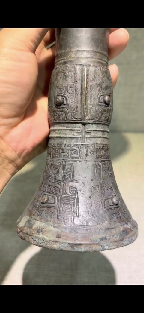 古玩銅器商·觚拍賣,當前價格150000元
