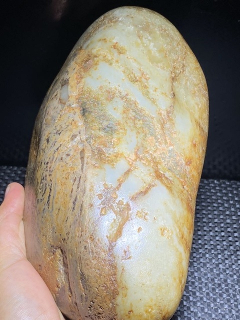 古玩玉器和田玉籽料原石真品鑒賞圖
