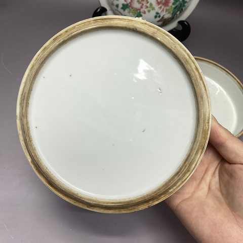 古玩陶瓷晚清富貴萬代粉彩四系疊盒真品鑒賞圖