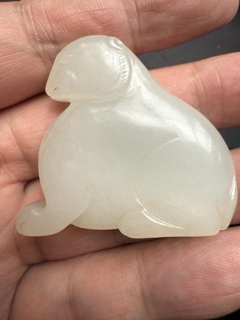 古玩玉器和田玉熊真品鑒賞圖