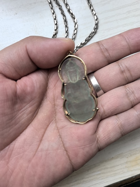 古玩玉器天然翡翠觀音掛件真品鑒賞圖