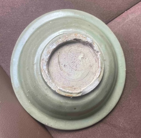 古玩陶瓷龍泉窯青釉印花雙魚(yú)紋折沿洗真品鑒賞圖