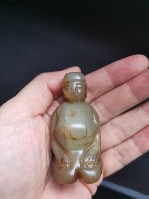 古玩玉器玉跪人題材把件真品鑒賞圖