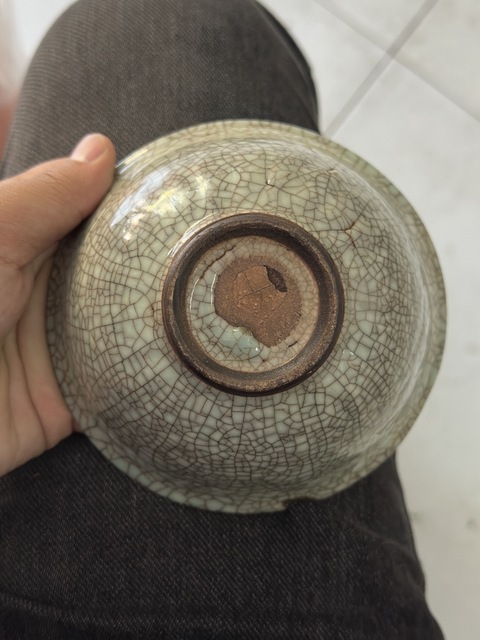 古玩陶瓷清中期哥釉碗真品鑒賞圖