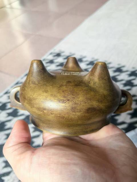 古玩銅器爐拍賣,當(dāng)前價(jià)格29000元