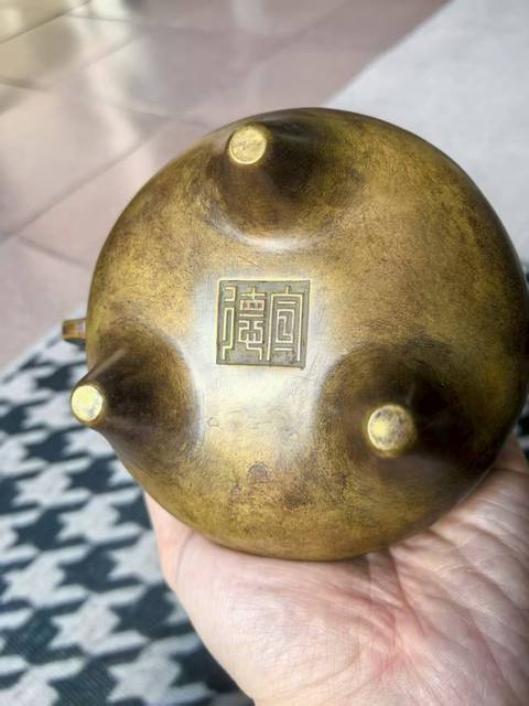 古玩銅器爐拍賣,當(dāng)前價(jià)格29000元