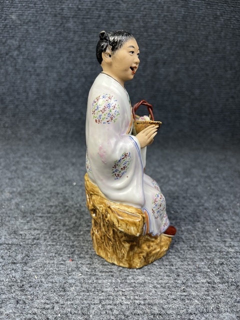古玩陶瓷八仙人物塑像拍賣，當前價格2388元