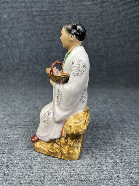 古玩陶瓷八仙人物塑像拍賣，當前價格2388元