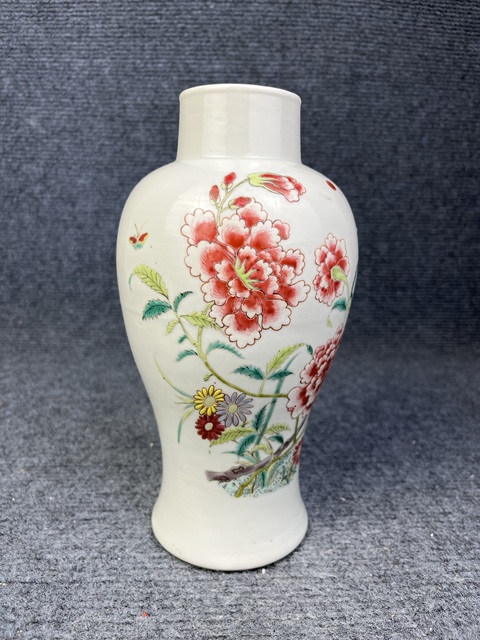 古玩陶瓷粉彩牡丹花鳥紋瓶拍賣，當前價格4688元
