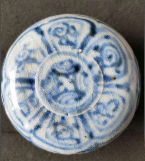 古玩陶瓷青花海水紋粉盒真品鑒賞圖