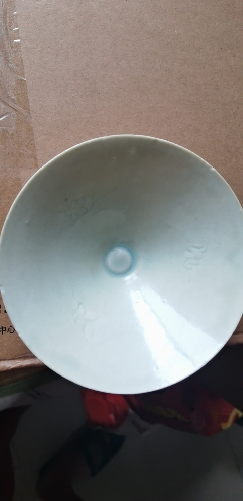 古玩陶瓷湖田窯青白釉刻花茶盞真品鑒賞圖