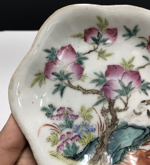 古玩陶瓷清晚·粉彩九桃鶴壽圖花口小供盤拍賣,當前價格3699元