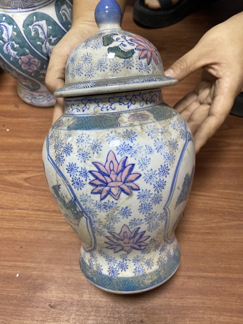 古玩陶瓷花鳥紋將軍罐真品鑒賞圖