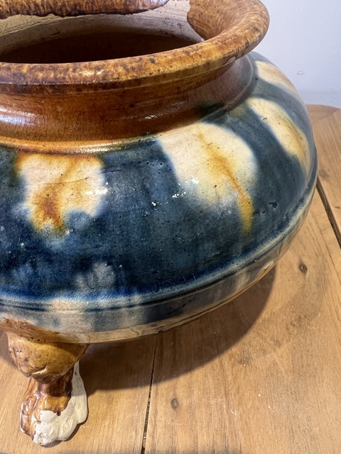 古玩陶瓷唐·三彩掛藍(lán)三足爐拍賣,當(dāng)前價(jià)格69800元