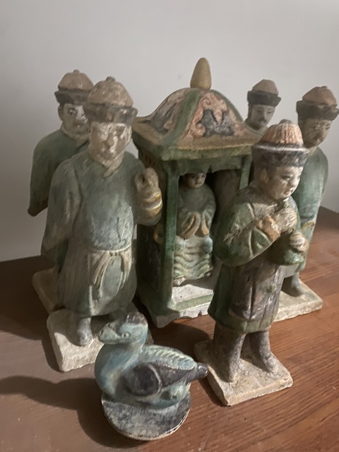 古玩陶瓷明·抬驕俑真品鑒賞圖