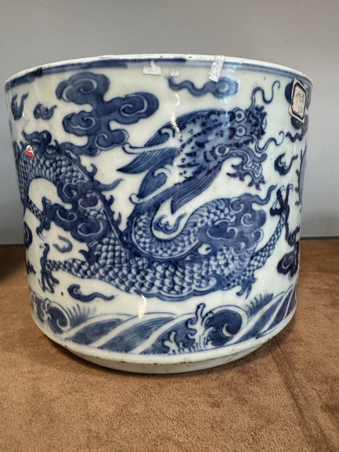 古玩陶瓷清中晚·青花雙龍戲珠紋筒式爐拍賣，當前價格15000元
