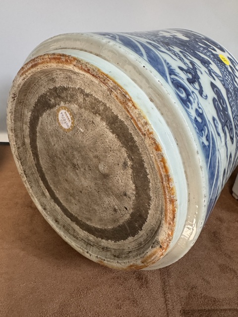 古玩陶瓷清中晚·青花雙龍戲珠紋筒式爐拍賣，當前價格15000元