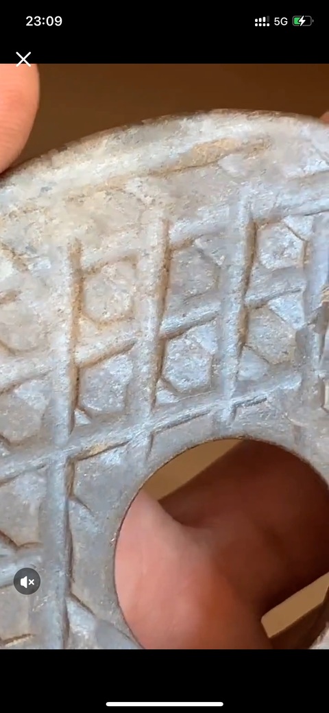 古玩玉器仿古做舊玉璧真品鑒賞圖