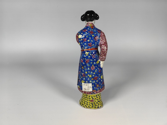 古玩陶瓷民國仕女粉彩雕塑真品鑒賞圖