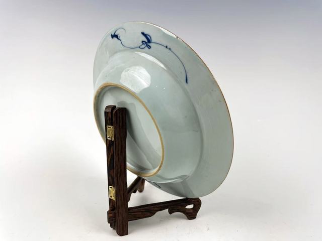 古玩陶瓷清康熙·青花博古八寶盤拍賣，當前價格198元