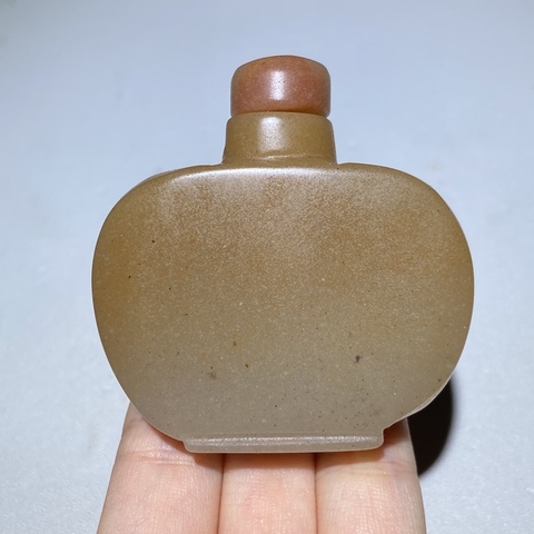 古玩玉器金絲玉雕“鼻煙壺”拍賣，當(dāng)前價(jià)格398元