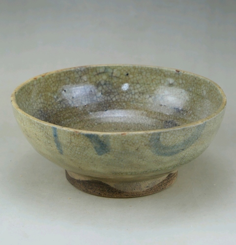 古玩陶瓷明早期.哥釉青花碗拍賣，當(dāng)前價(jià)格999元