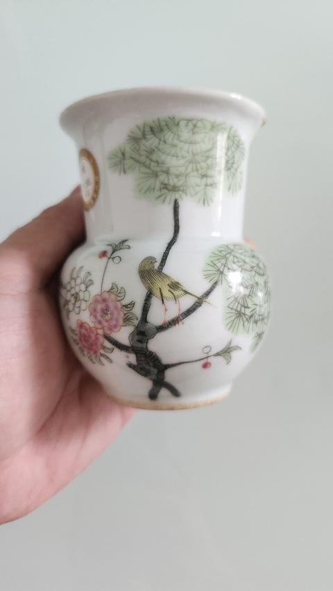古玩陶瓷民國粉彩花鳥渣斗真品鑒賞圖