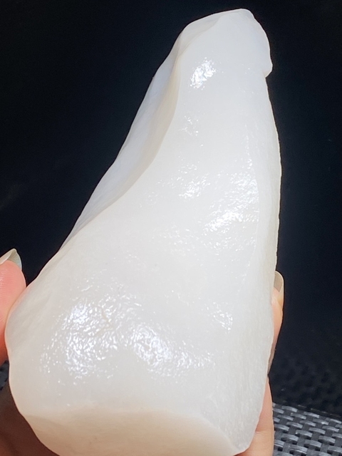 古玩玉器天然金絲玉料拍賣，當前價格9988元