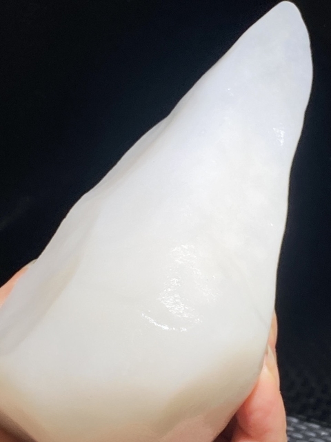 古玩玉器天然金絲玉料拍賣，當前價格9988元