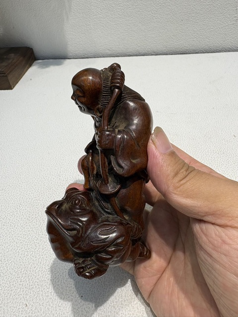 古玩雜項木雕人物擺件真品鑒賞圖