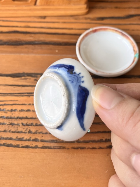 古玩陶瓷青花山水人物紋印盒真品鑒賞圖