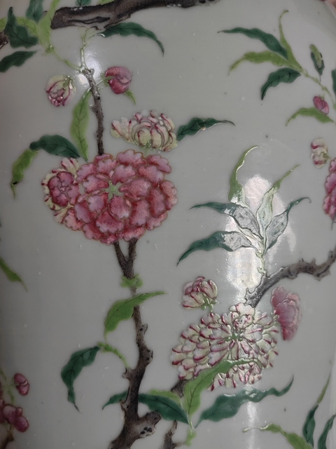古玩陶瓷桃紋粉彩將軍罐真品鑒賞圖