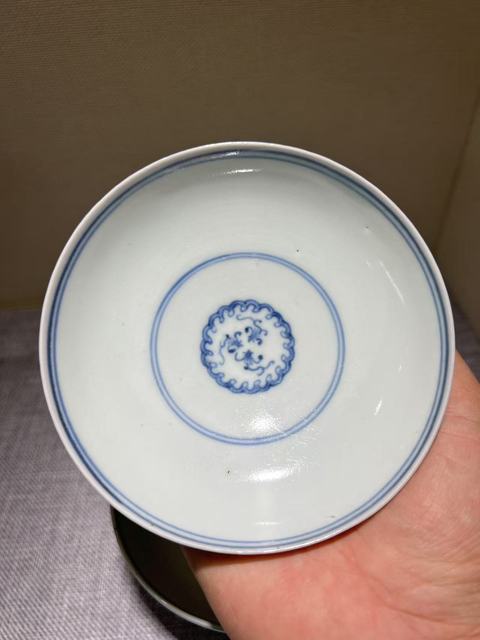 古玩陶瓷青花云龍紋蓋碗真品鑒賞圖