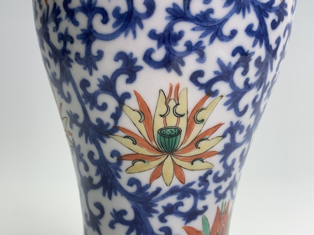 古玩陶瓷清光緒·青花加彩蓮子花卉紋觀音瓶拍賣，當前價格1464元