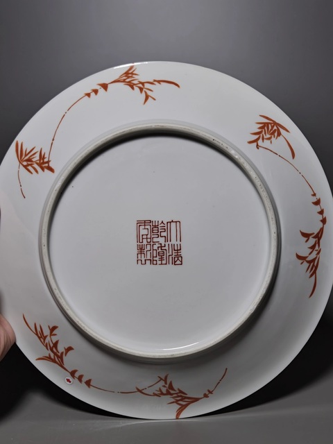 古玩陶瓷花鳥紋粉彩盤真品鑒賞圖