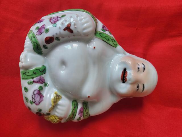 古玩陶瓷粉彩彌勒佛塑像真品鑒賞圖