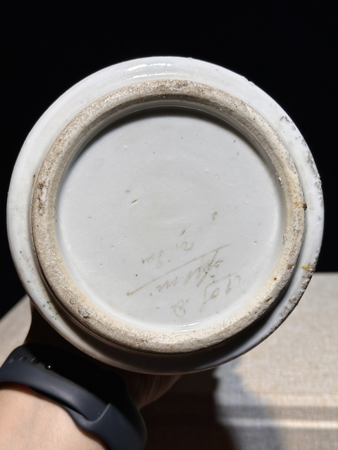 古玩陶瓷人物紋五彩花觚真品鑒賞圖